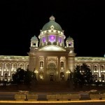 Osvetljena kupola Narodne skupstine Republike Srbije
