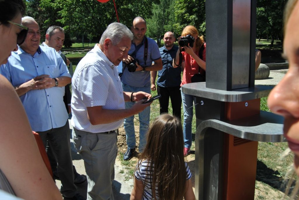 Branko Ružić: Najaktivnijim opštinama wi-fi zona