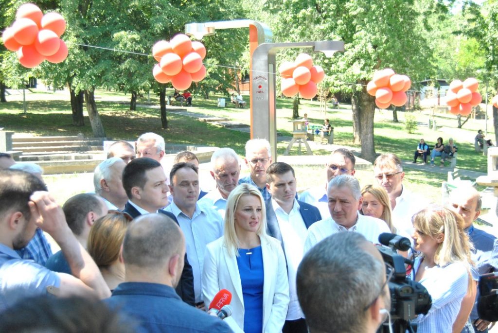 Branko Ružić: Najaktivnijim opštinama wi-fi zona