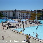 Bura na (neotvorenim) bazenima