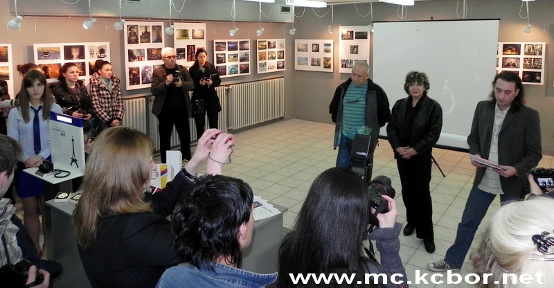 "Šešir" Izraelca Palukshta najbolja fotografija "Šešir" Izraelca Palukshta najbolja fotografija