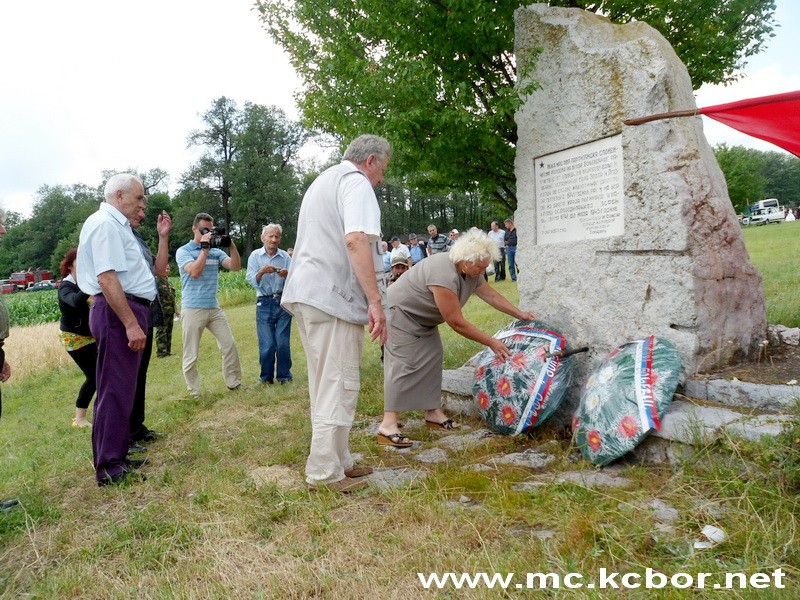 Dan ustanka tradicionalno obeležen na Valja Rnžu Dan ustanka tradicionalno obeležen na Valja Rnžu