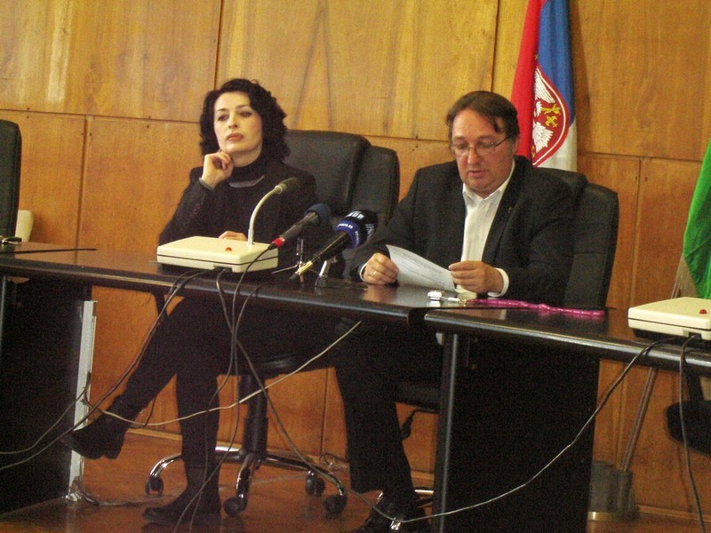 Dobrica Đurić: Apelujem na jedinstvo, moramo da usvojimo budžet za 2014.