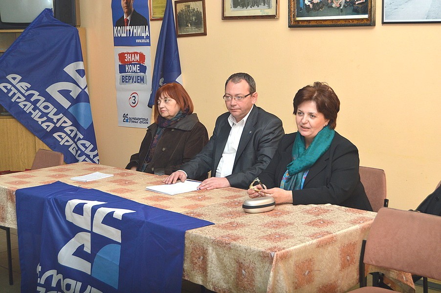 Tribina DSS u Minićevu i Kamenici Tribina DSS u Minićevu i Kamenici