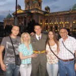 I Boranin Aleksandar Stanojević na promociji najmlađih oficira ispred Doma Narodne Skupštine