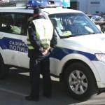 13 ilegalnih migranata u kombiju !