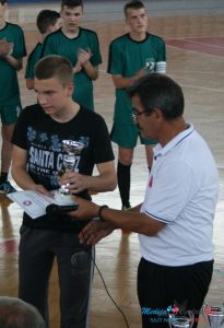 Kraj rukometne sezone - održani završni turniri u mini rukometu i ligama mlađih kategorija Kraj rukometne sezone - održani završni turniri u mini rukometu i ligama mlađih kategorija
