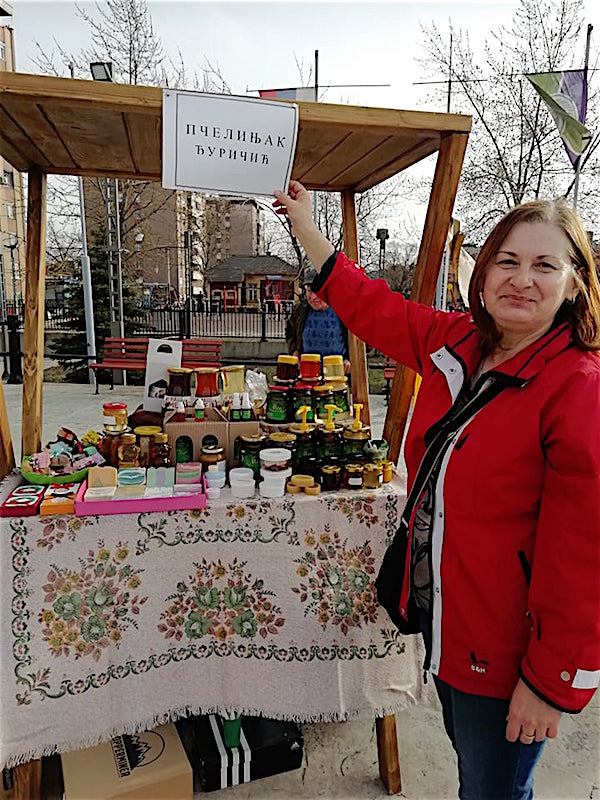 4. Osmomartovski bazar suvenira