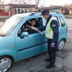Sugrađankama cveće za Osmi mart - Dan žena,
