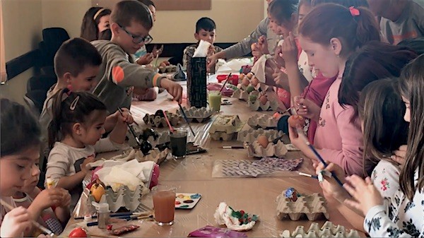 Video:12. Uskršnje farbanje jaja u MZ Napredak - Bor2